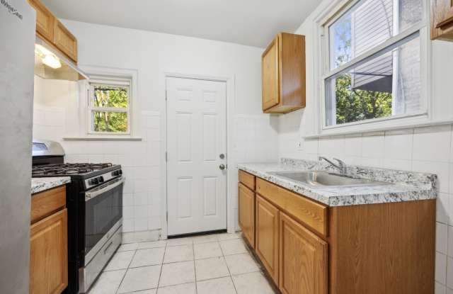 2039 S Aikens St - 2039 Aikens Street, Philadelphia, PA 19142