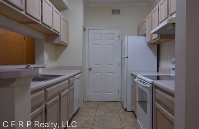 5612 Pinnacle Heights Circle #110 Gallery 2