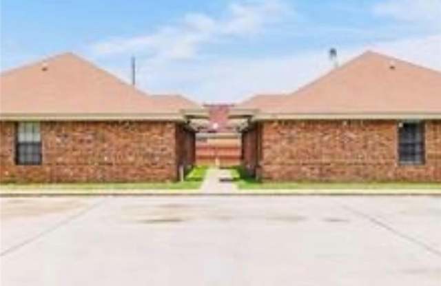 241 E 19th Street photos photos