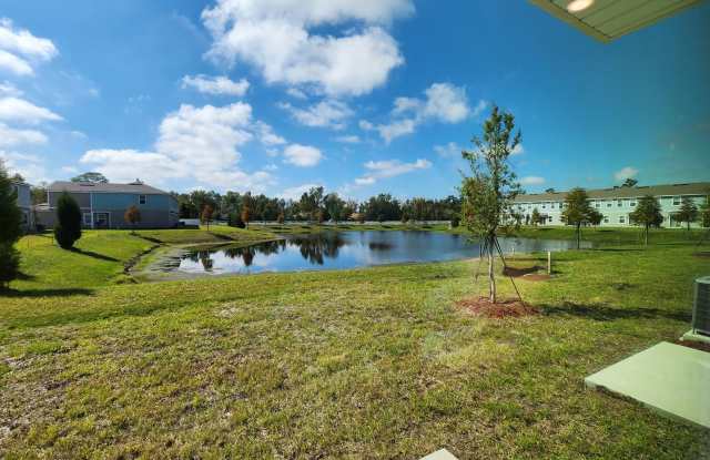 ***TWO WEEKS FREE*** New beautiful Three bedroom Two and a half bath two-story townhome Gallery 3