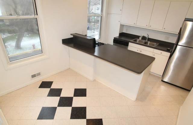 1741 W Byron photos photos