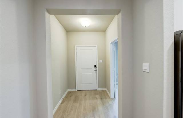 6210 Trado Drive Gallery 2