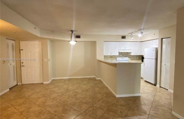 2173 Renaissance Blvd - 2173 Renaissance Boulevard, Miramar, FL 33025