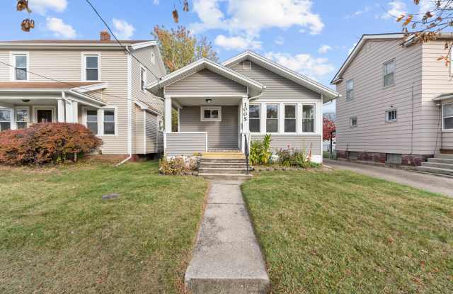 1005 Woodsdale Ave - 1005 Woodsdale Avenue, Toledo, OH 43609