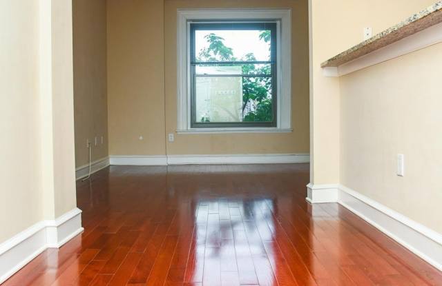 1811 CHESTNUT STREET photos photos