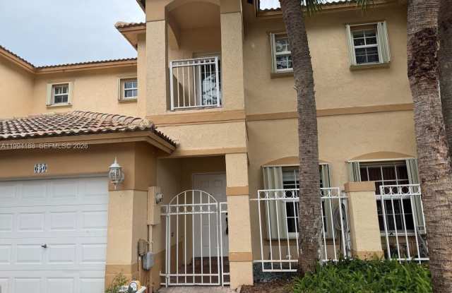 650 NW 170th Ter photos photos