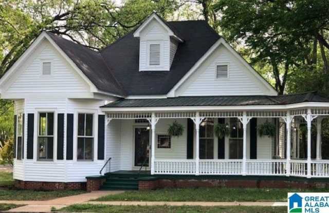 440 MIDDLE STREET photos photos