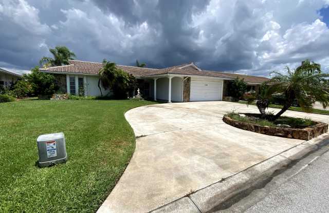 5108 Cabrilla Court - 5108 Cabrilla Court, Pasco County, FL 34652