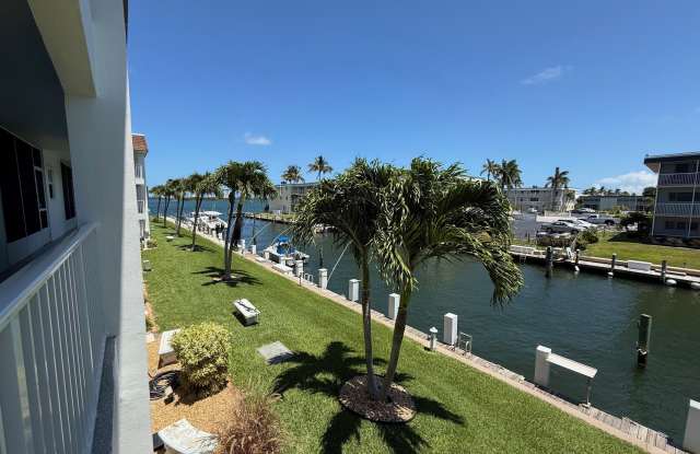 110 Shore Court Gallery 1
