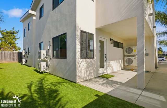 4822 Doliva Drive photos photos