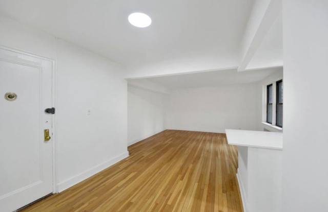 3840 Greystone Ave # 6565 Gallery 4