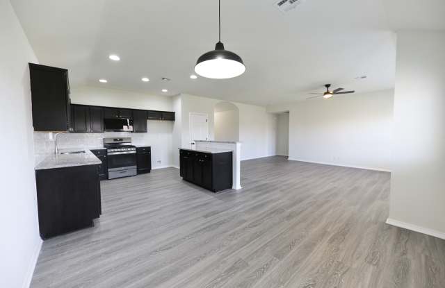 5960 East 148th Street South Gallery 4