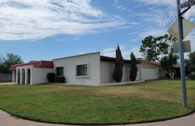 2940 E Dahlia Dr Gallery 2