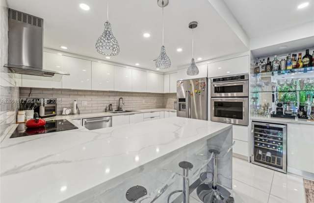 121 Crandon Blvd 251 251, Key Biscayne, FL 33149 - 1551 photos photos