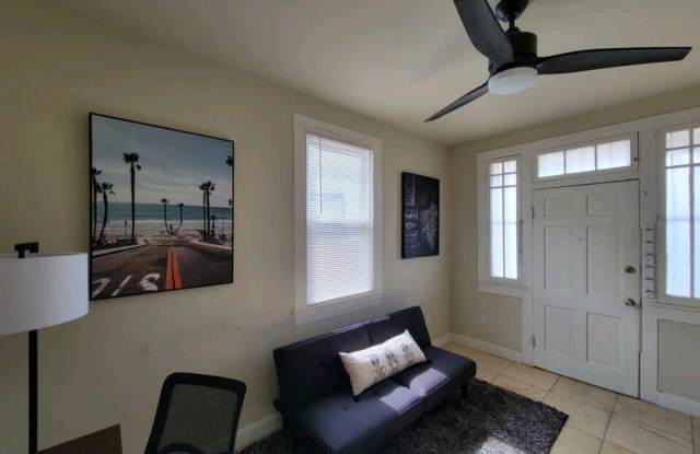 2516 South Derbigny Street Gallery 2