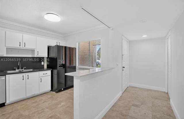 359 Lakeview Dr Gallery 4