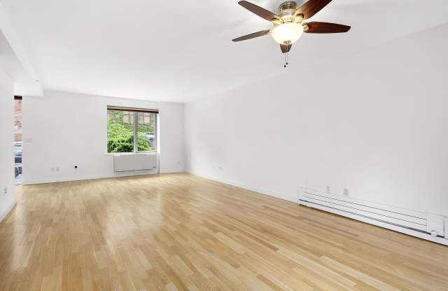 49 North 8th Street Gallery 3