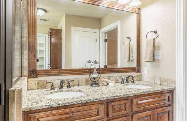 1326 Briar Cliff Path Gallery 4