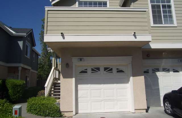 Cambridge Estates - 61 Manchester Drive, Fairfield, CA 94533