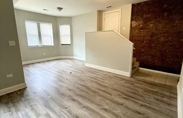 6917 South Paxton Ave. photos photos