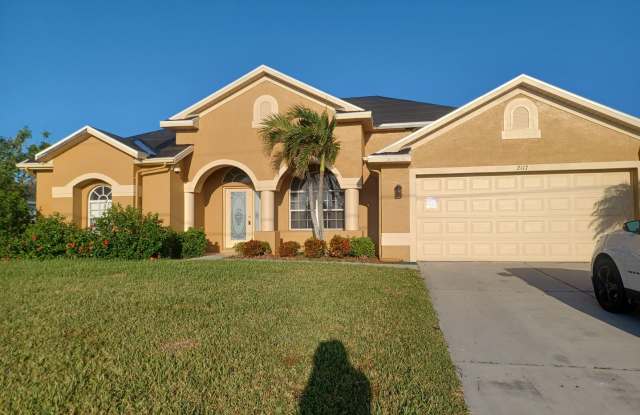 Gorgeous 4/2 wont last long Coming in Feb photos photos