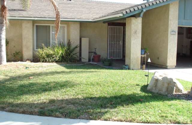 1147 Marigold Ln - 1147 Marigold Lane, Santa Paula, CA 93060