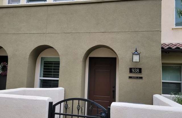 Newly Renovated 2 Bedroom Condo in Anaheim - 938 East Drapery Lane, Anaheim, CA 92802