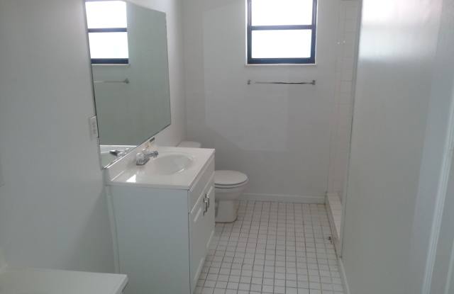 4/3 Single Home at Poinciana AVAILABLE NOW photos photos