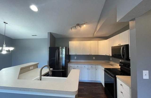 Charming 2BR Condo in Columbus photos photos