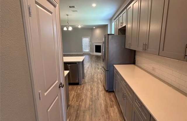 3400 Western Bluff Court Gallery 4