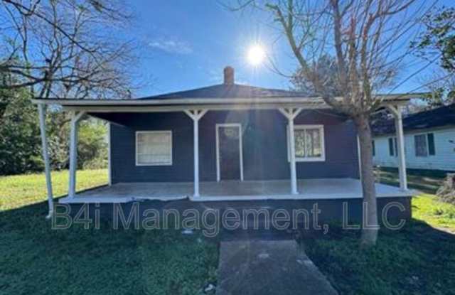 1701 Adamson Street - 1701 Adamson Street, LaGrange, GA 30240