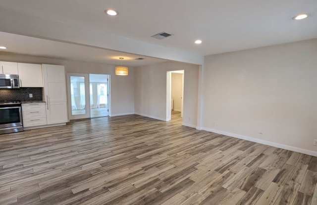 4 Bed / 3 Bath Single Story in North Austin Gallery 4