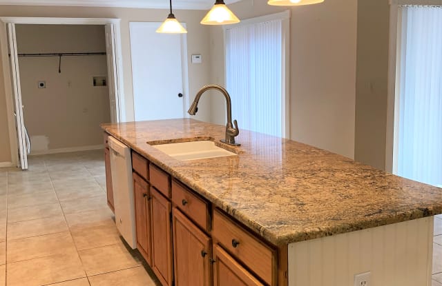 13614 Clubside Dr Gallery 2
