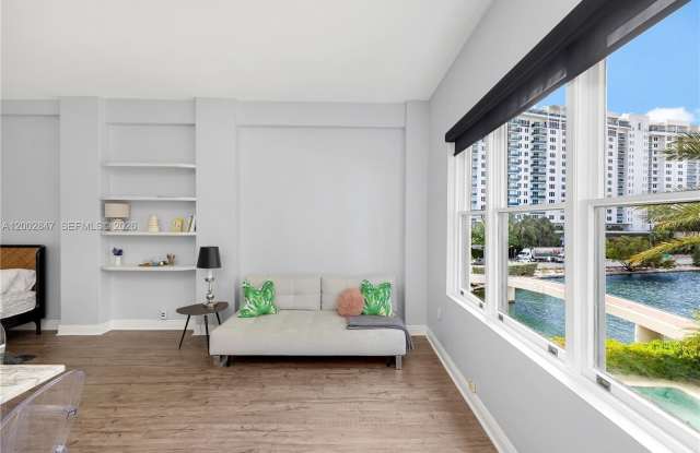 2421 Lake Pancoast Dr photos photos