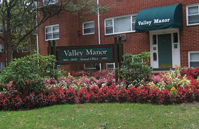 Valley Manor photos photos