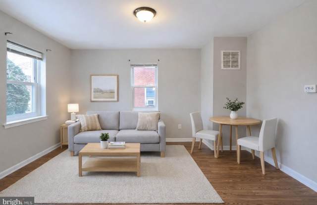 2926 YORKWAY unit: Apt 1 photos photos