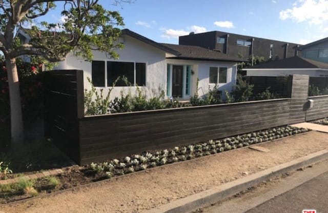 12580 WESTMINSTER Avenue - 12580 Westminster Avenue, Los Angeles, CA 90066