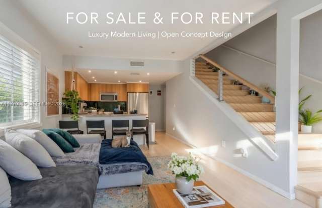 1061 Michigan Ave photos photos