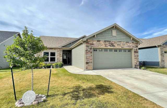 3410 Monument Drive photos photos