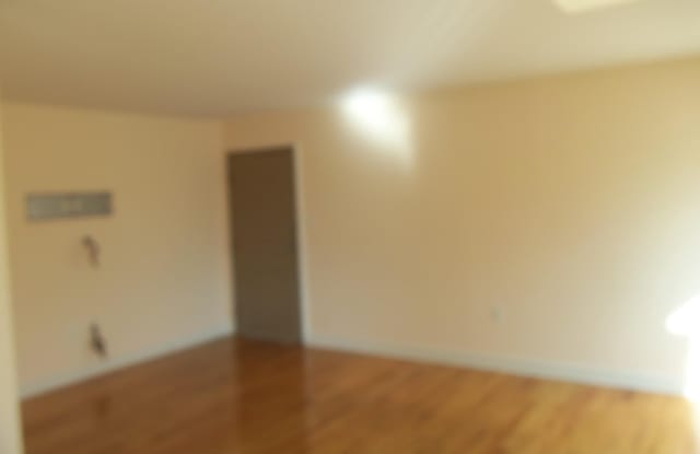 6300 HIL MAR Gallery 3