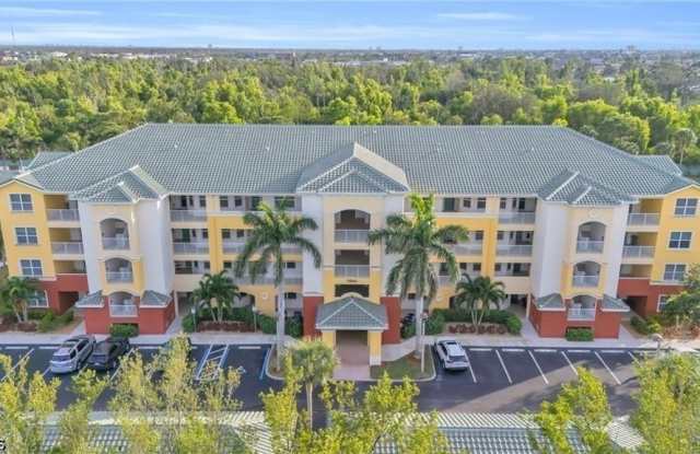 11041 Gulf Reflections Drive Gallery 2