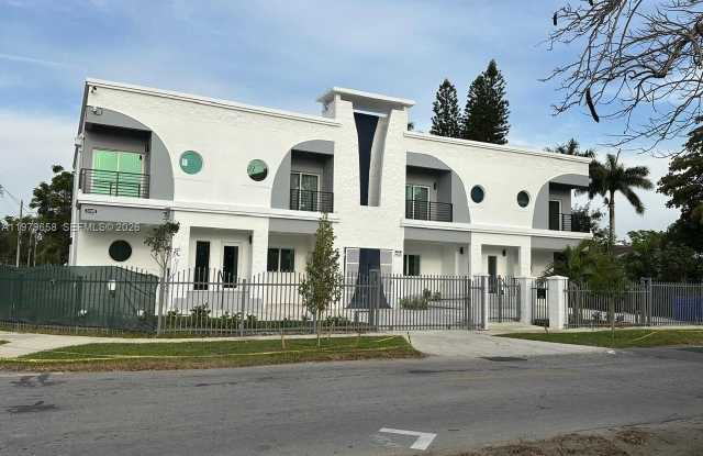 3300 NW 19th Ave photos photos