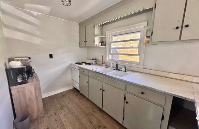 2073A  Castleton Rd. - 2073 Castleton Road, Wythe County, VA 24360