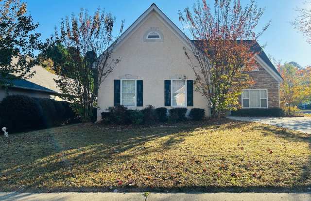 Lovely 2 story plan w/master on the main, 2 car garage, fenced yard, must see! Gallery 3