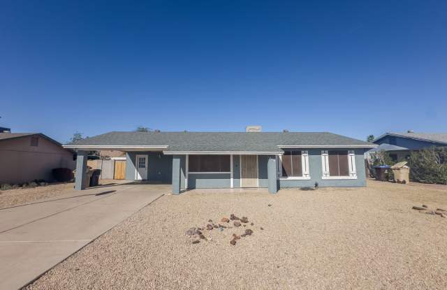 8514 W Golden Ln photos photos