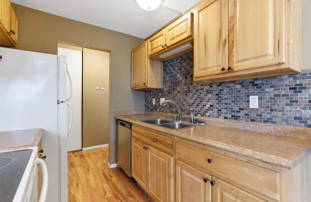 1023 Smetana Road - 6#6 photos photos