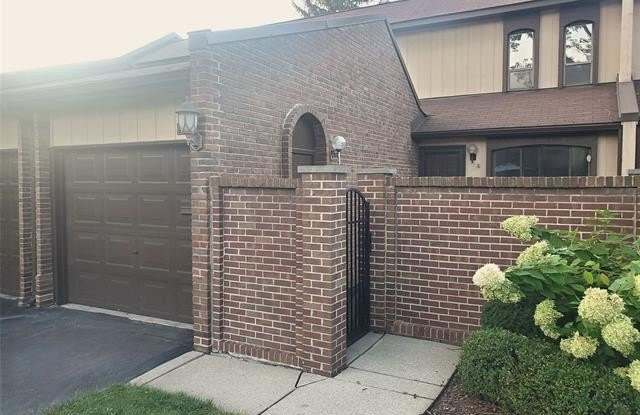 1223 Kirts Boulevard photos photos