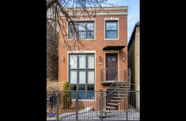 1822 W Erie Street - 1822 West Erie Street, Chicago, IL 60622