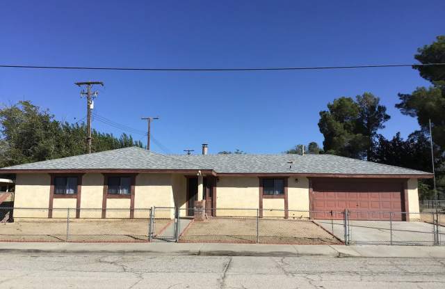 Fresh & Clean Rosamond One Story Gallery 3