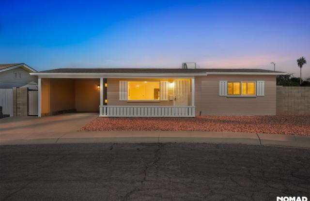 Charming 2BR House in Quiet 55+ Phoenix Community - 15431 North 23rd Street, Phoenix, AZ 85022